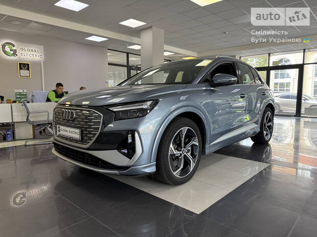 Audi Q4 e-tron 2024 Audi Q4 e-tron 2024