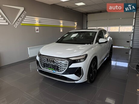 Audi Q4 e-tron 2025