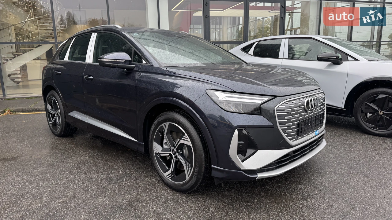 Audi Q4 e-tron Creative