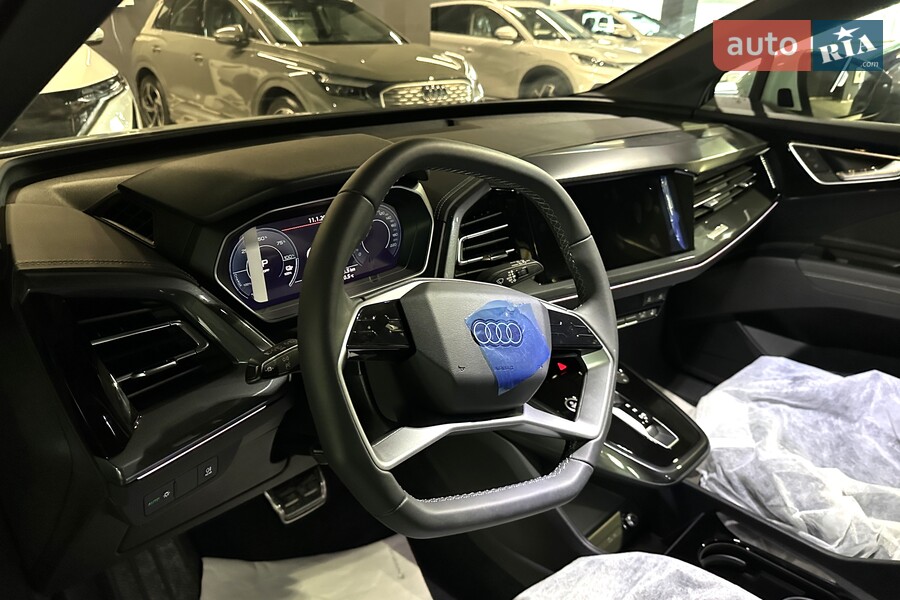 Audi Q4 e-tron - фото 10