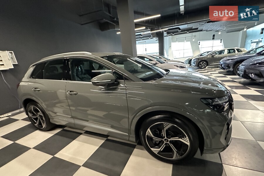 Audi Q4 e-tron - фото 5