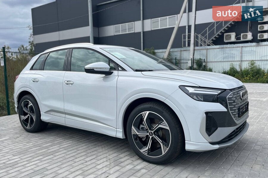 Audi Q4 e-tron - фото 3