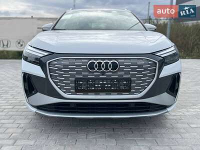 Audi Q4 e-tron 2025 Creative