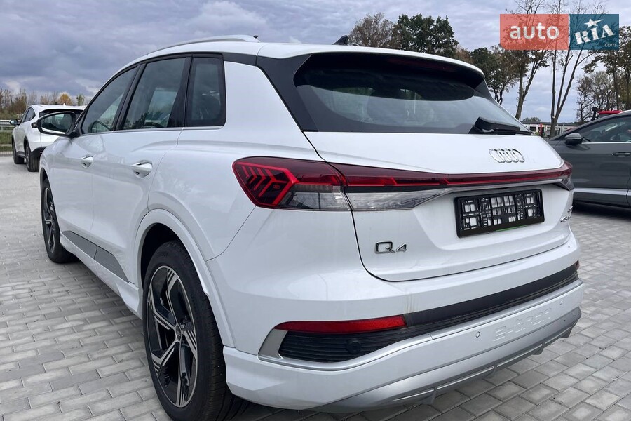 Audi Q4 e-tron - фото 6