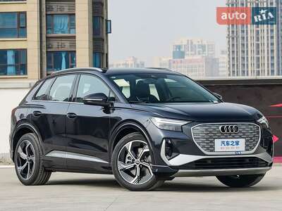 Audi Q4 e-tron 2025 Creative