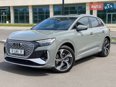 Audi Q4 e-tron 2025 Creative