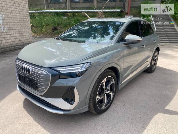 Audi Q4 e-tron 2025 Audi Q4 e-tron 2025