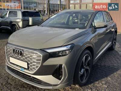 Audi Q4 e-tron 2025 Creative