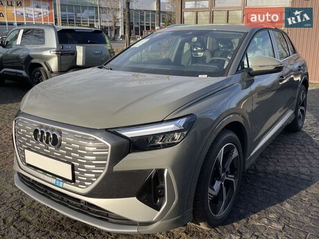 Audi Q4 e-tron 2025