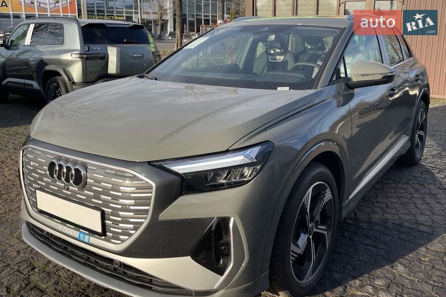 Audi Q4 e-tron - фото 3