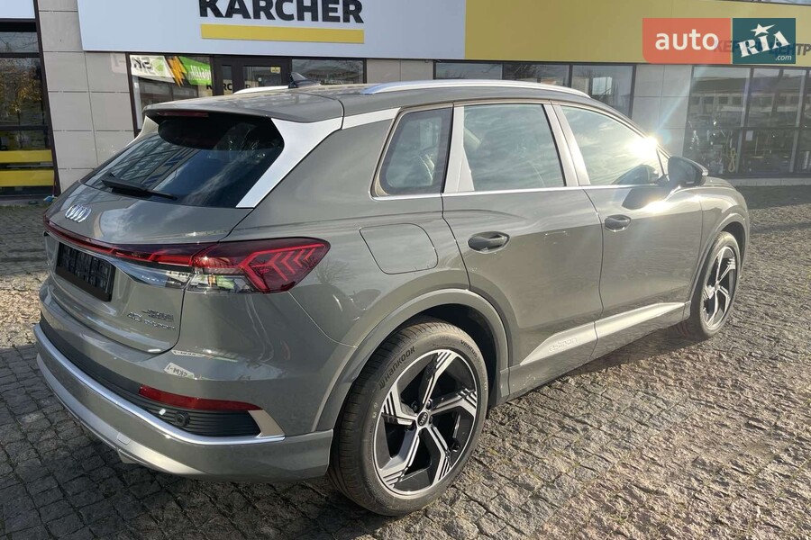 Audi Q4 e-tron - фото 9