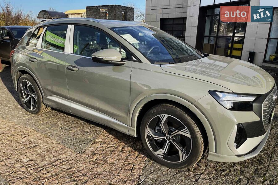 Audi Q4 e-tron - фото 4