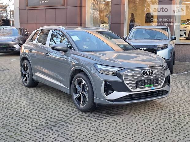 Audi Q4 e-tron 2025