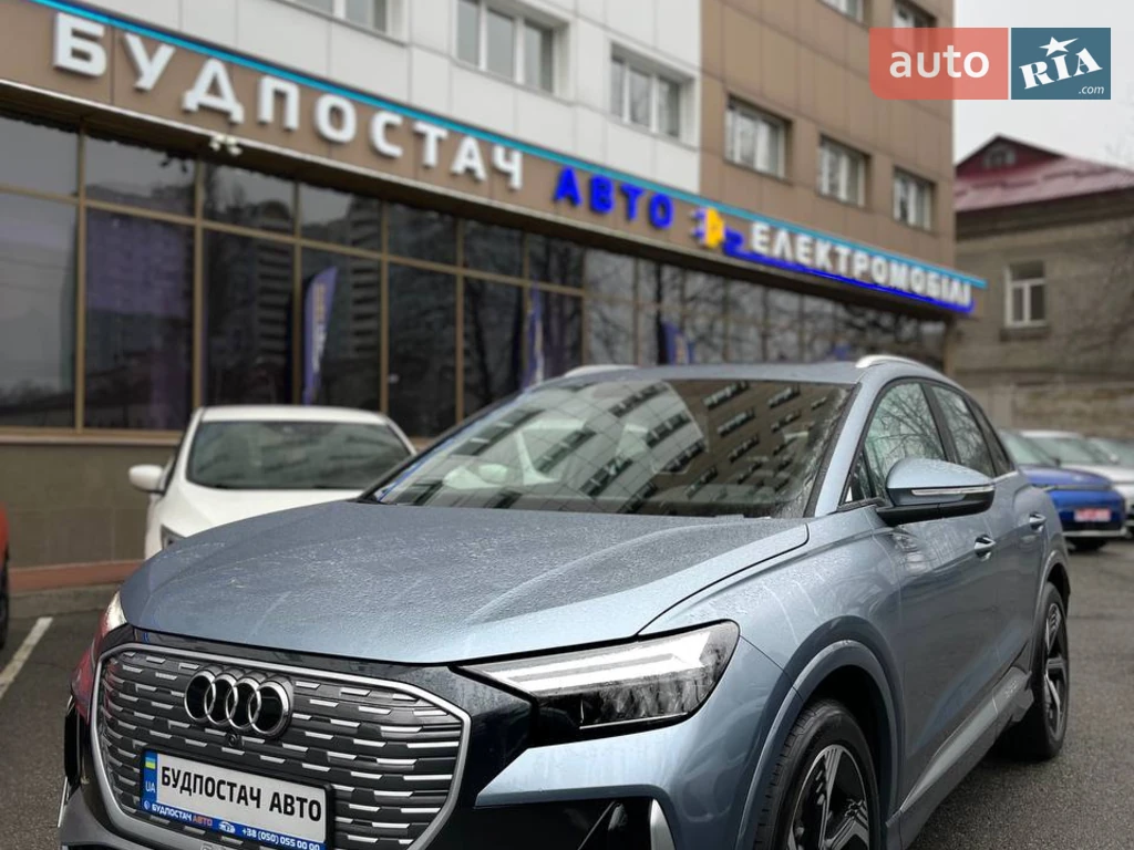 Audi Q4 e-tron Creative