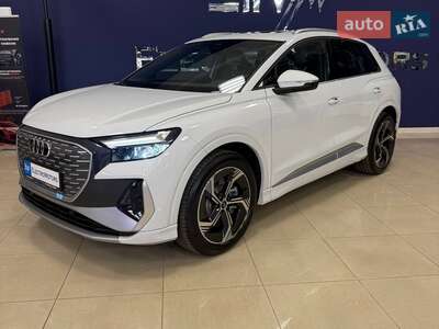 Audi Q4 e-tron 2025 Creative