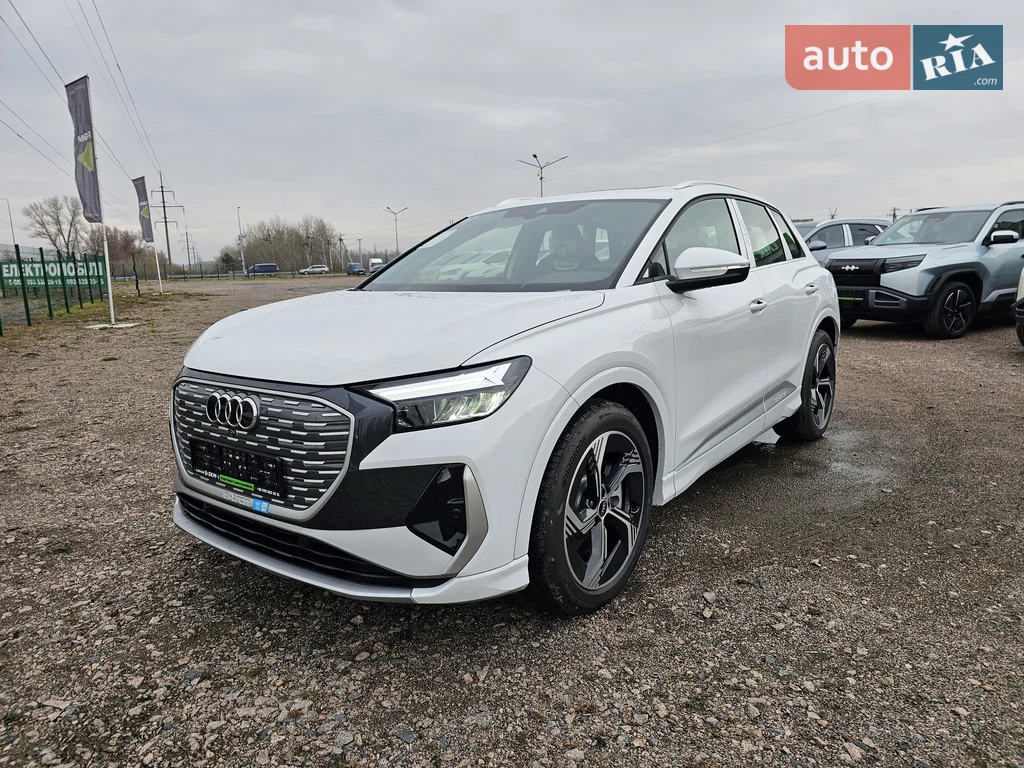 Audi Q4 e-tron Creative