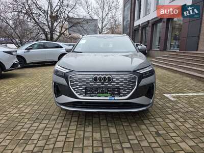 Новый Audi Q4 e-tron 2025 - фото 2