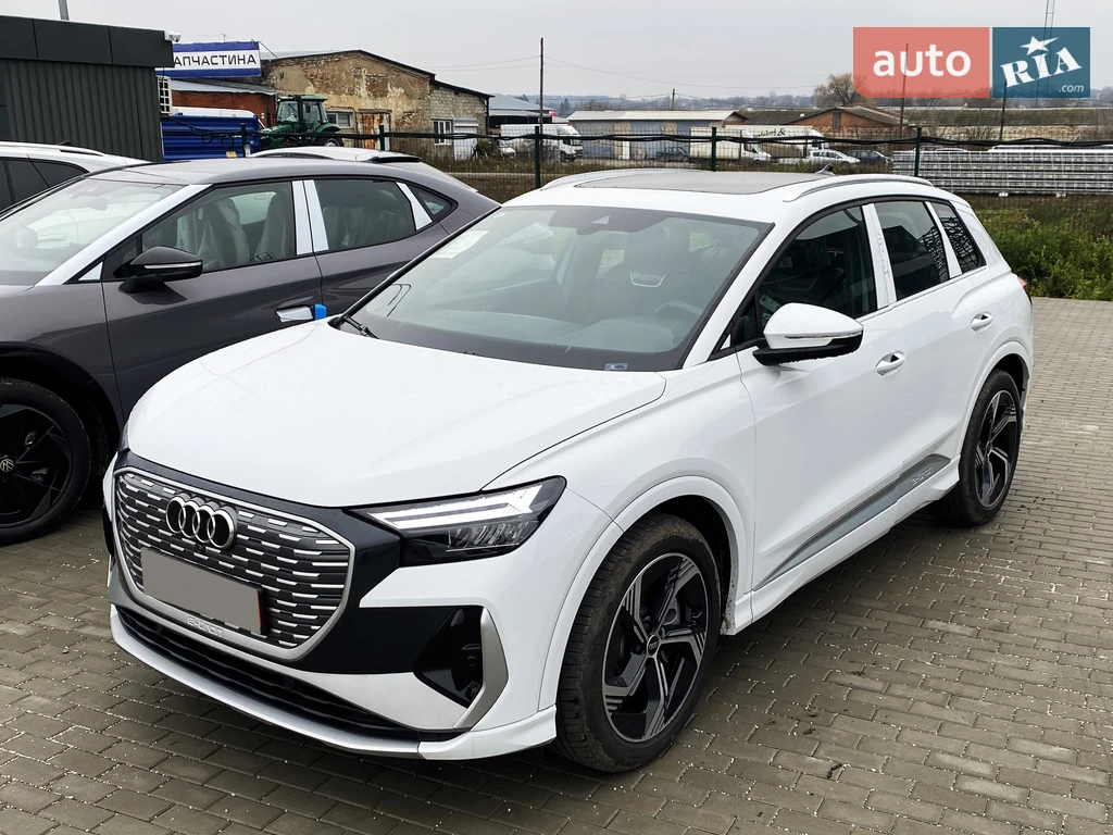 Audi Q4 e-tron Creative