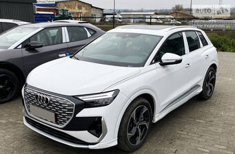 Audi Q4 e-tron 2025 Creative