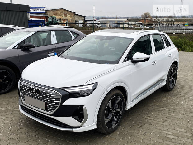 Audi Q4 e-tron 2025 Audi Q4 e-tron 2025