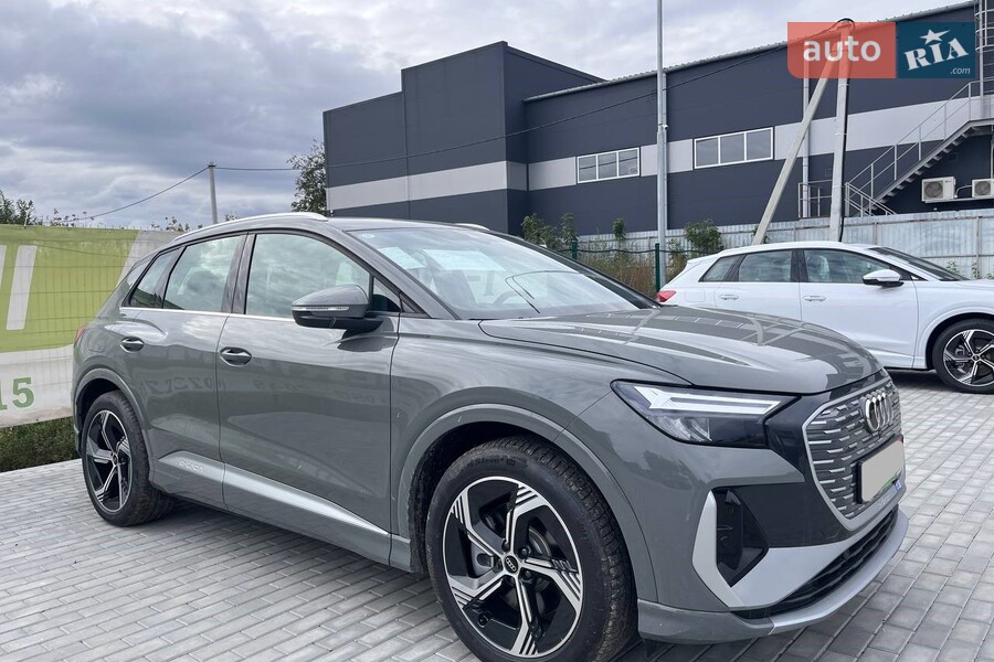 Audi Q4 e-tron - фото 2