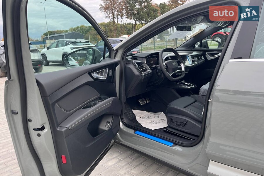 Audi Q4 e-tron - фото 16