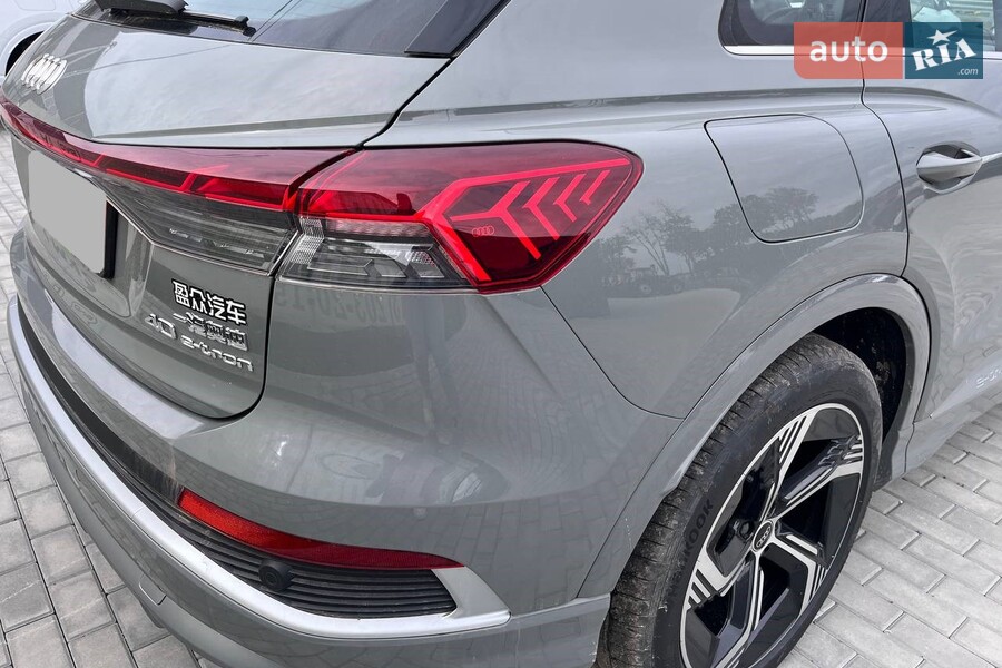 Audi Q4 e-tron - фото 10