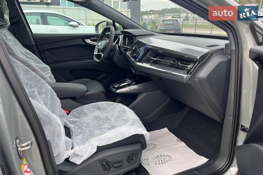 Audi Q4 e-tron - фото 20