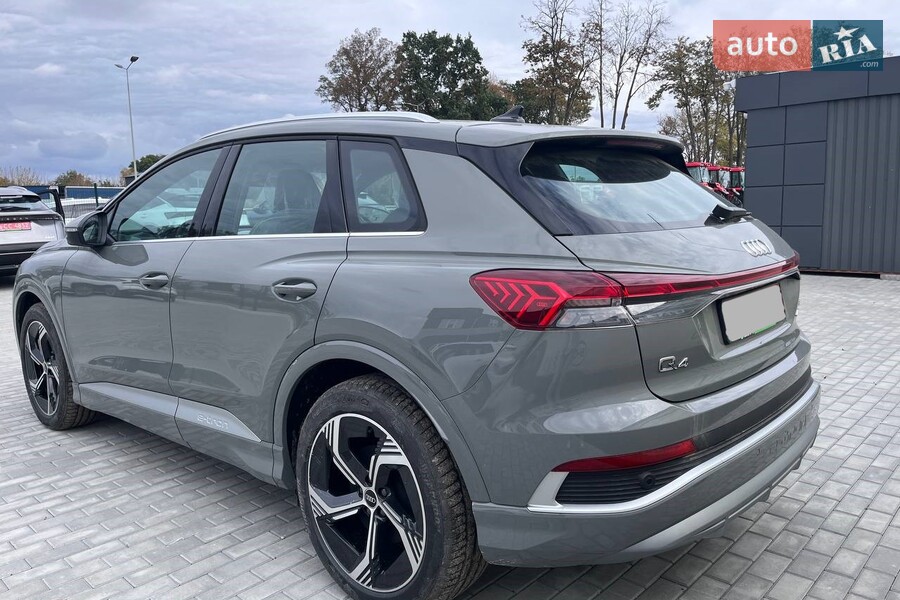 Audi Q4 e-tron - фото 7