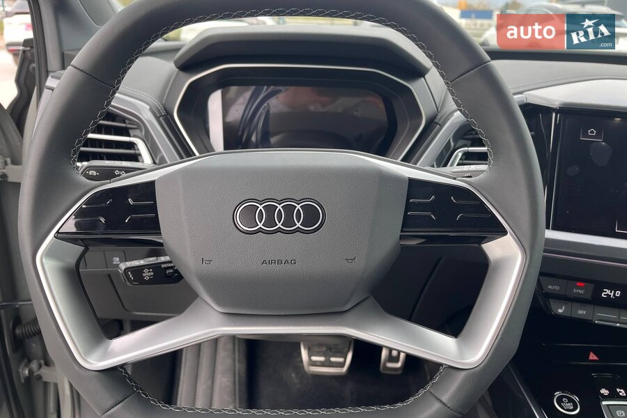 Audi Q4 e-tron - фото 28