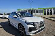 Audi Q4 e-tron Creative