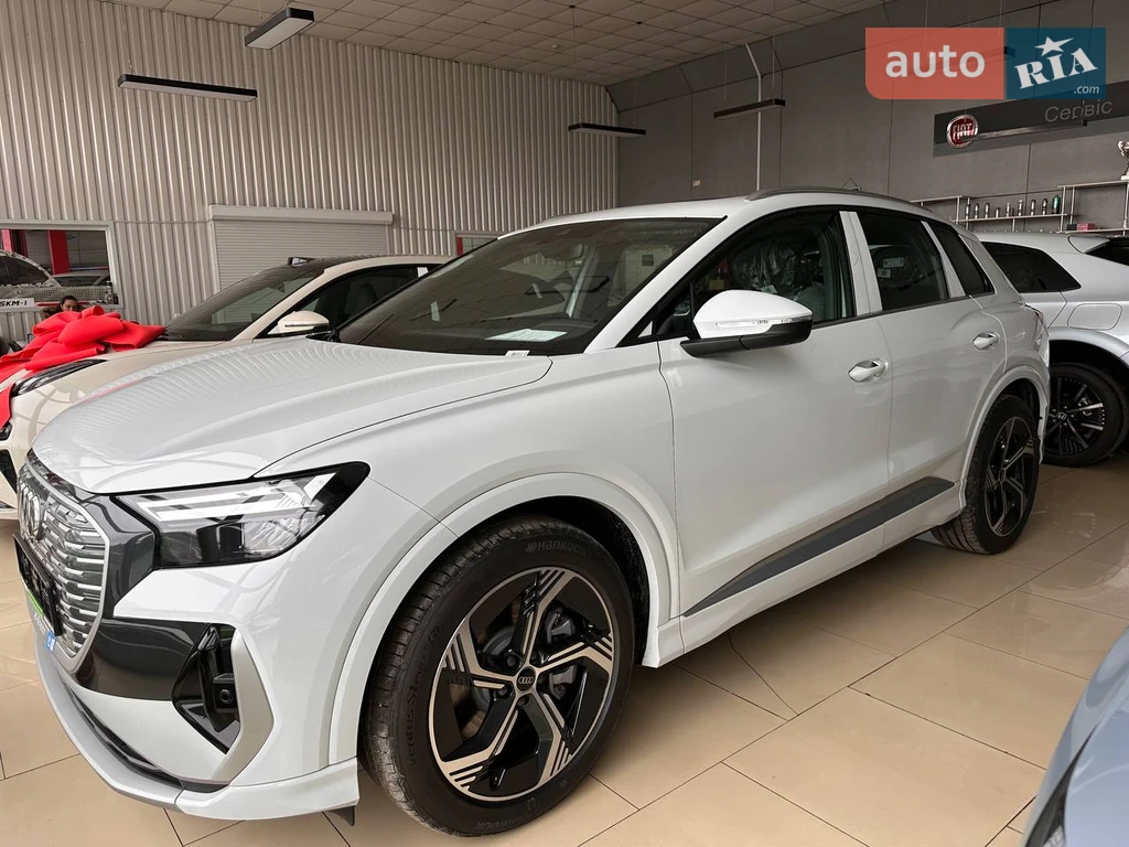 Audi Q4 e-tron Creative