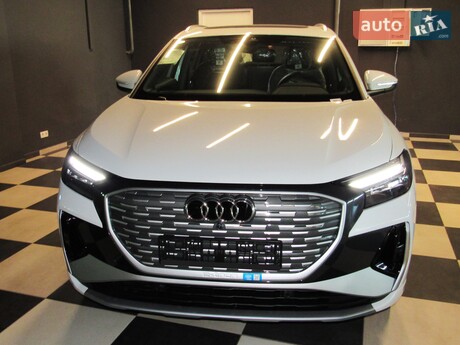 Audi Q4 e-tron 2025