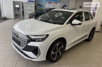 Audi Q4 e-tron 2024 Creative