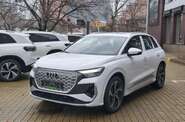 Audi Q4 e-tron Creative
