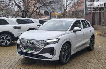 Audi Q4 e-tron 2025 Creative