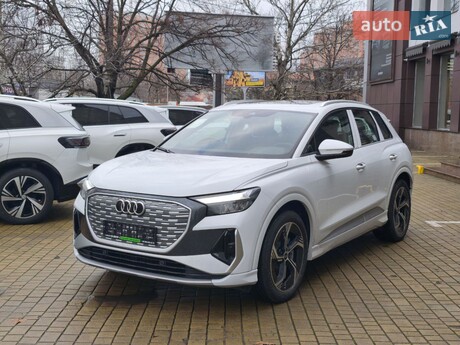 Audi Q4 e-tron 2025