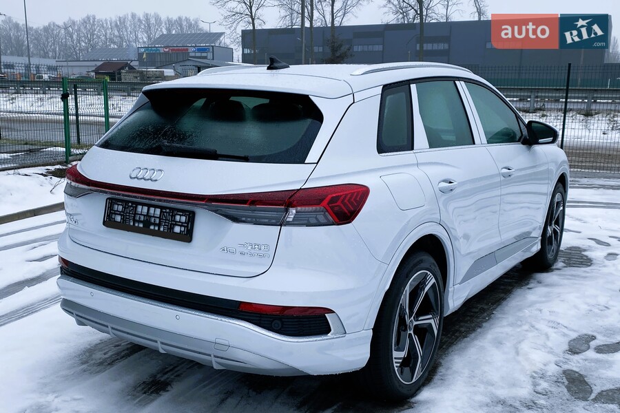 Audi Q4 e-tron - фото 4