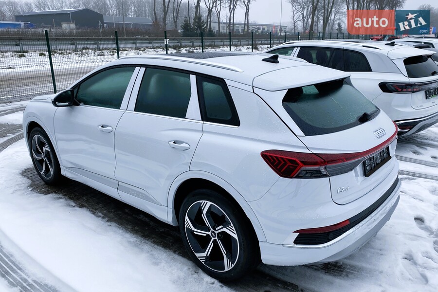 Audi Q4 e-tron - фото 7