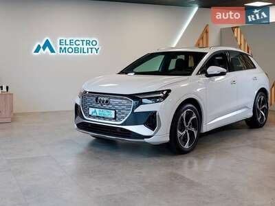 Audi Q4 e-tron 2024 Creative