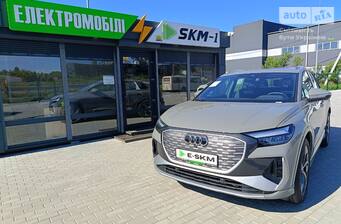 Audi Q4 e-tron 2025 Creative