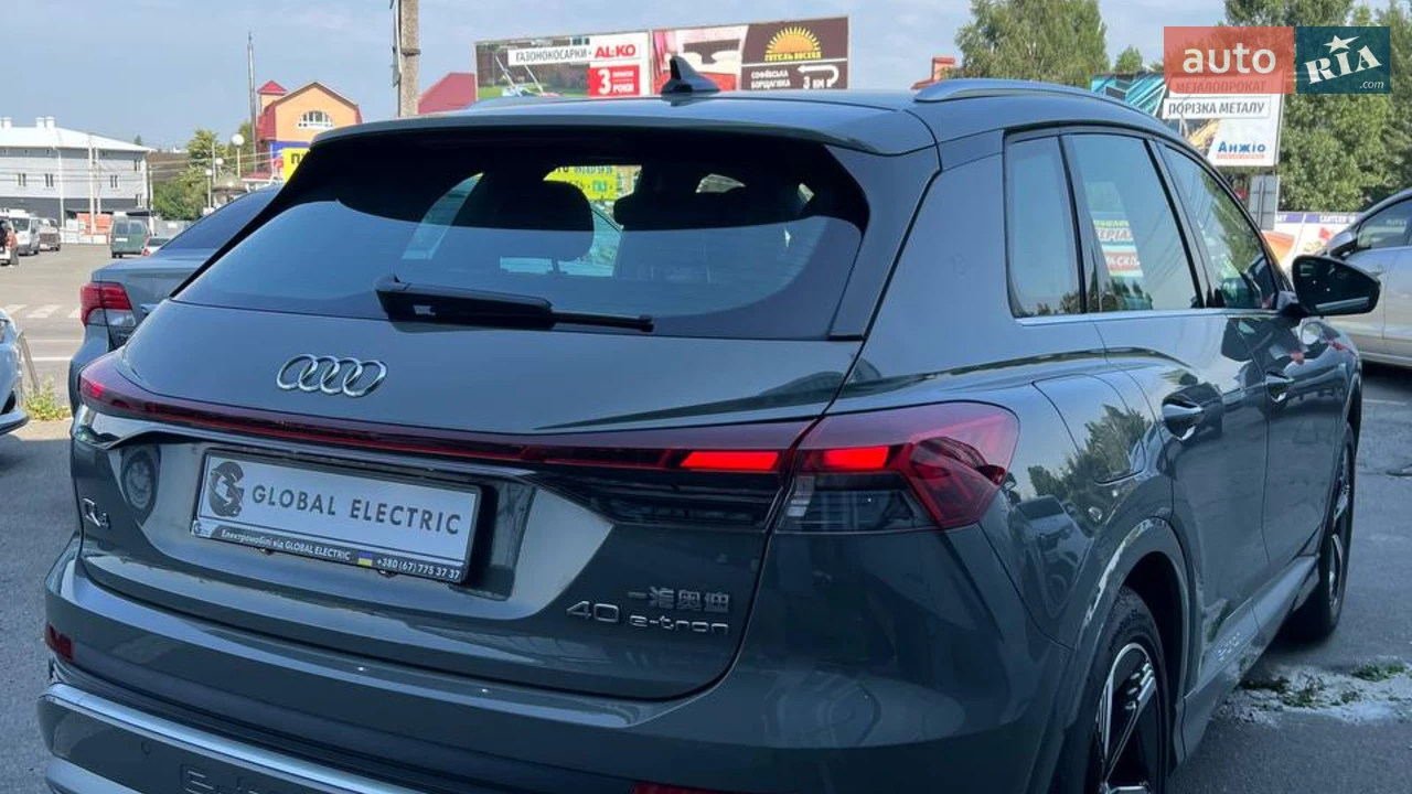 Audi-5