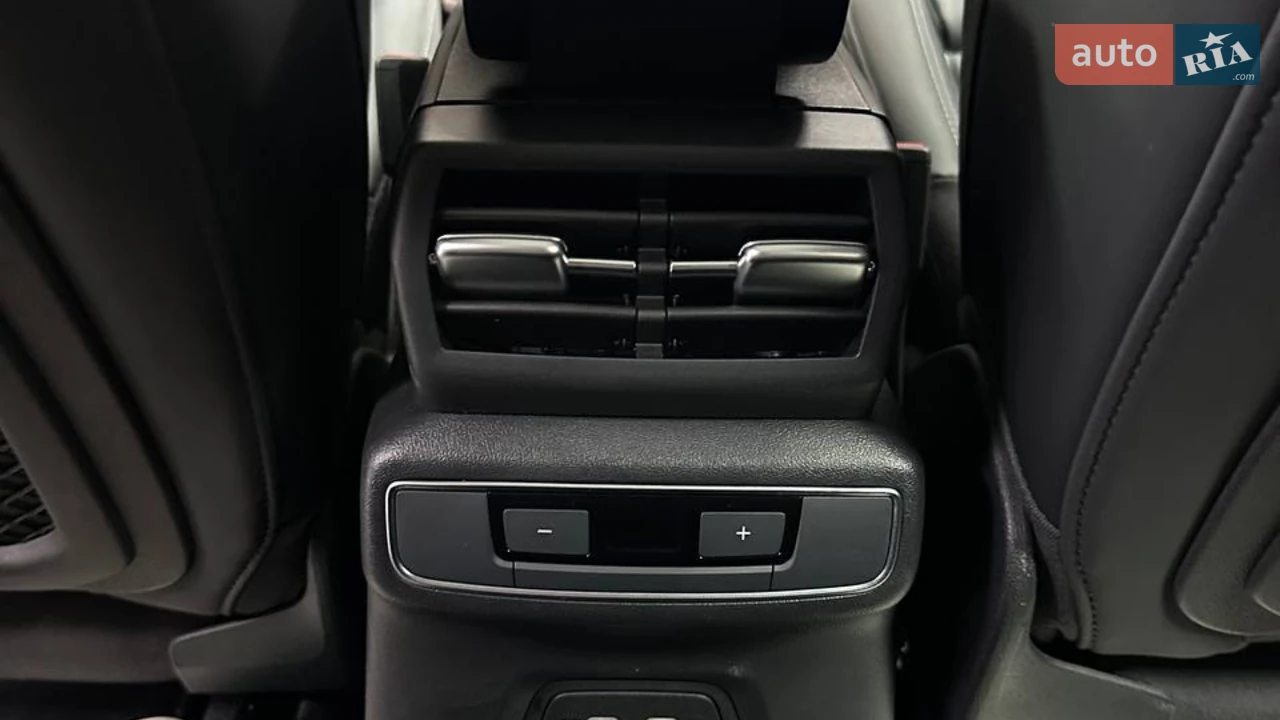 Audi-28