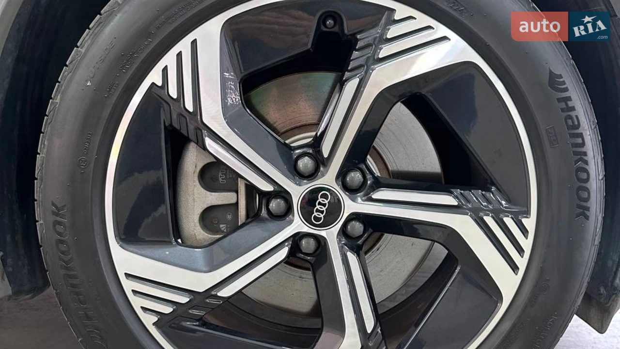 Audi-1