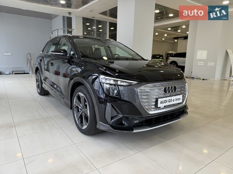 Audi Q5 e-tron 2024