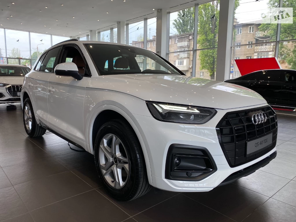 Audi Q5 Basis