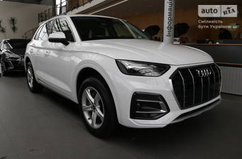 Audi Q5 2023 Basis