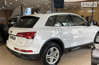 Audi Q5 2024 S-Line