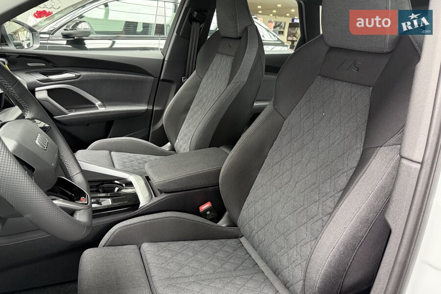 Audi Q5 - фото 8