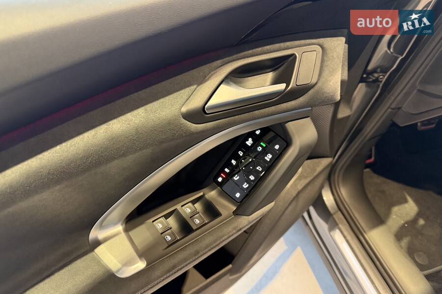 Audi Q5 - фото 24